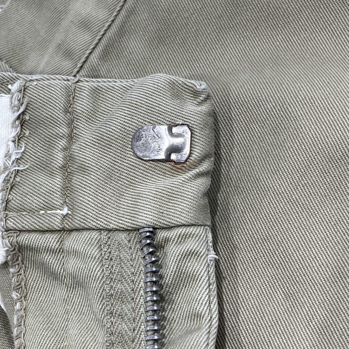 67sチノパンツ