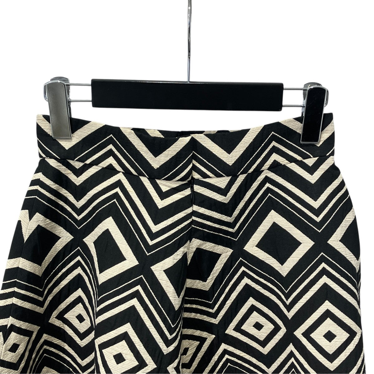 Geometric-Jacquard Pleated Skirt幾何学ロングスカート