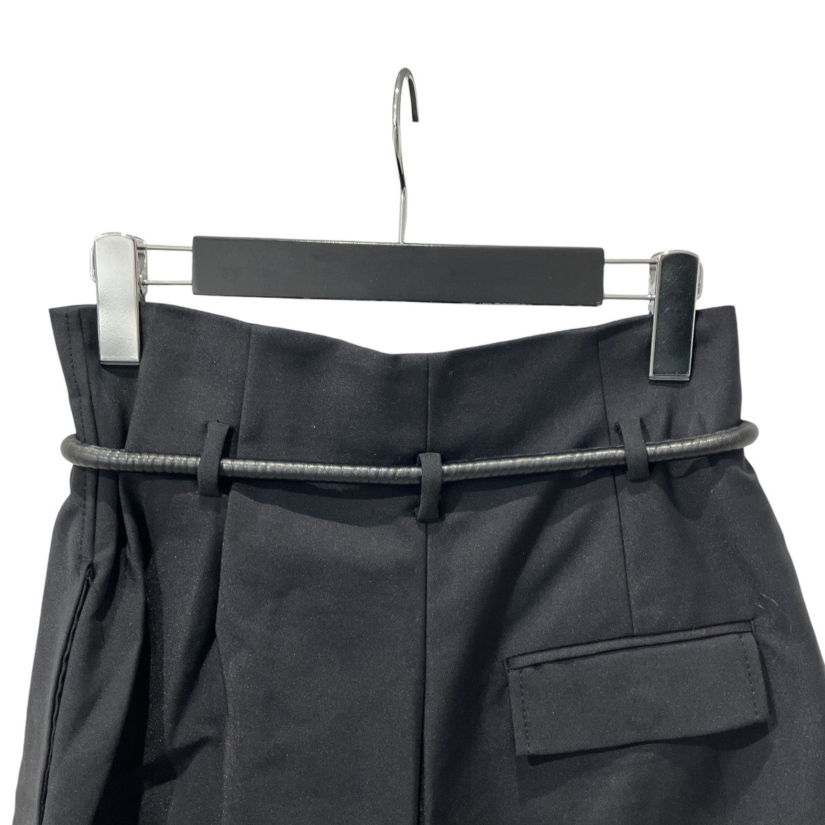 Origami Pleated Short フェイクレザーベルト付きハーフパンツE171-5351CNT