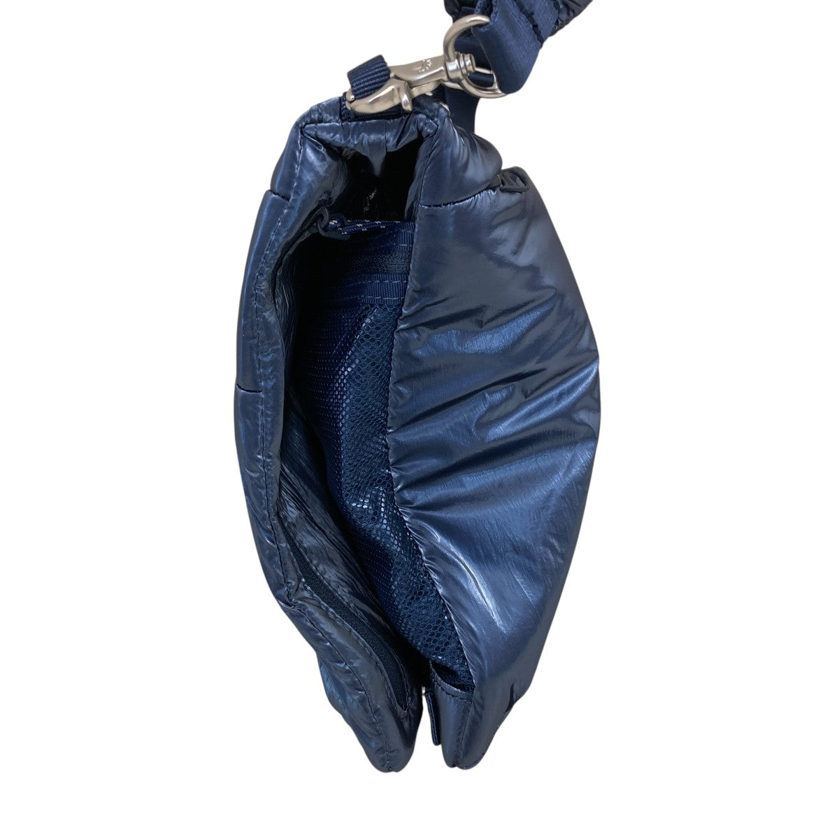 Flat Sacoche Large Marine Blue Metaricショルダーバッグ
