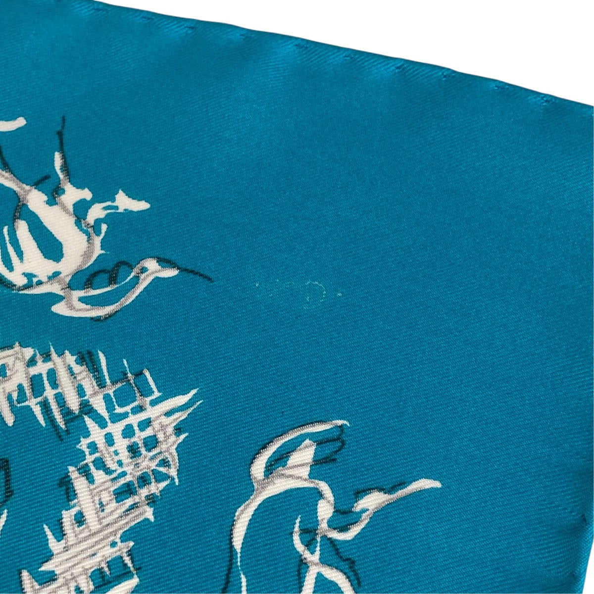 HERMES(エルメス) BANDANA TWILL カレ55スカーフ ブルー｜【公式