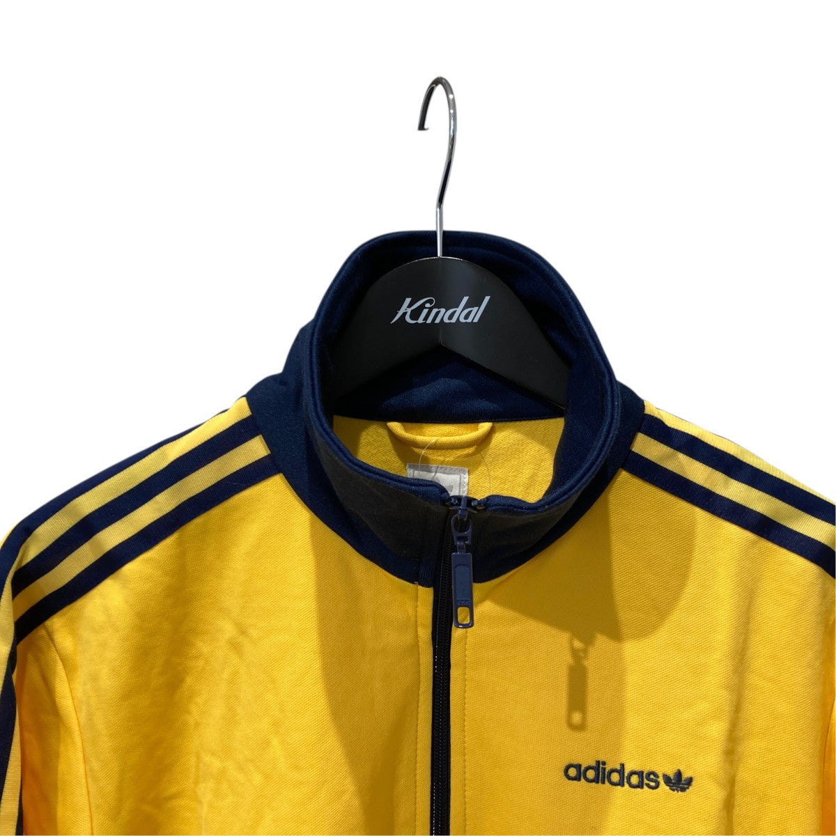 adidas 00sカンボジア製トラックジャケットAWV002 古着・中古-3枚目のアイテム画像
