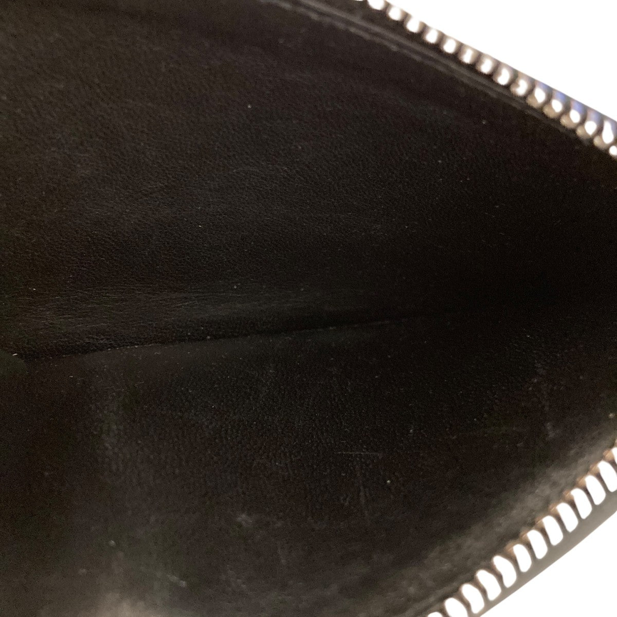 ZIPPED WALLETコインケースW1679 L97 BAS