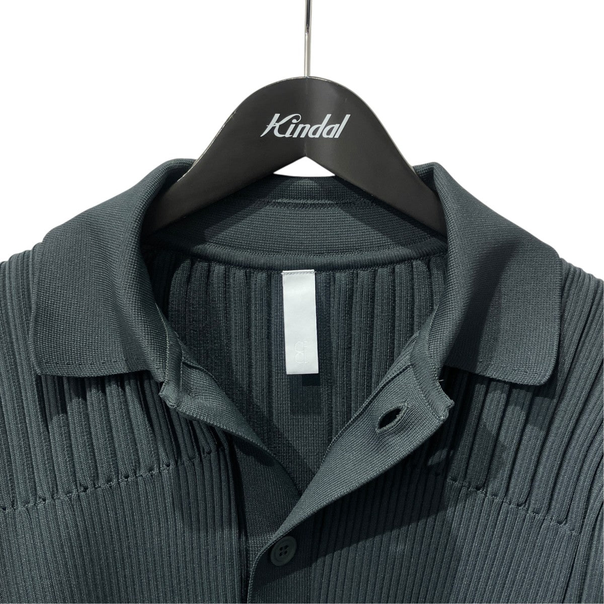 FLUTED CROPPED SHIRT CARDIGANプリーツ加工ジャケット