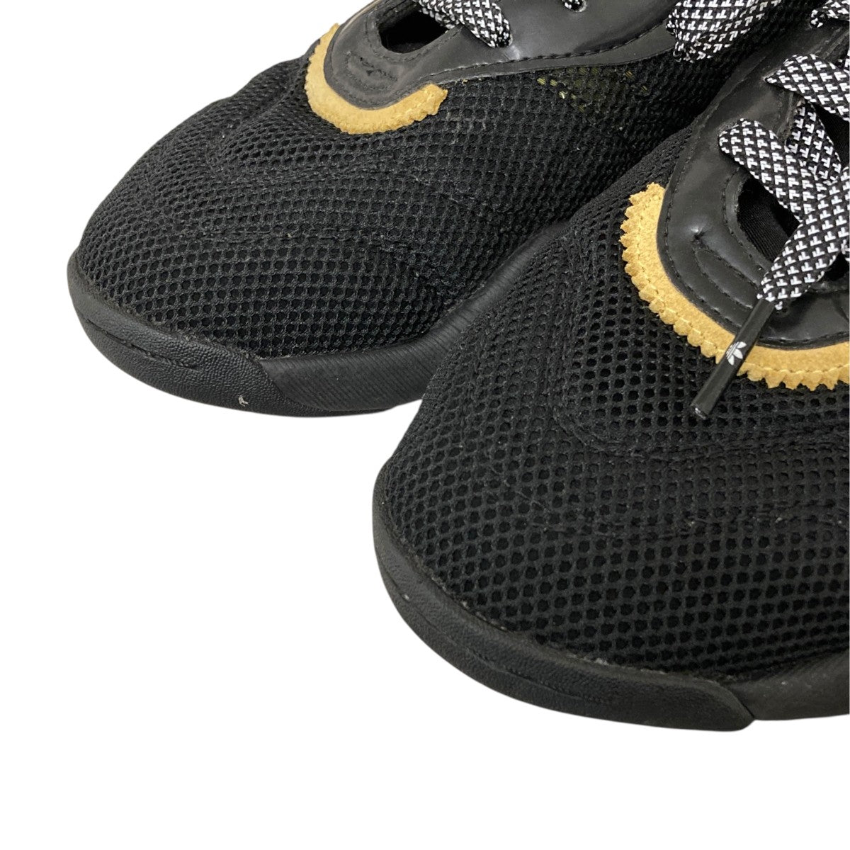 AW Turnout TrainerスニーカーEG4902