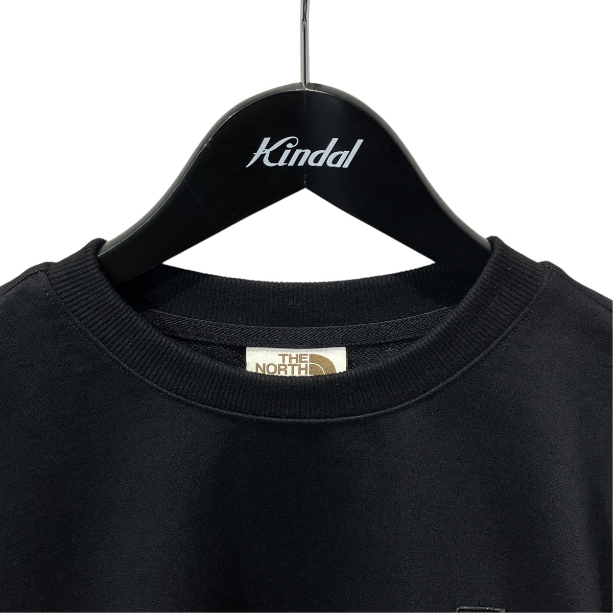 ESSENTIAL SWEATSHIRTSクルーネックスウェットNM5MR01J