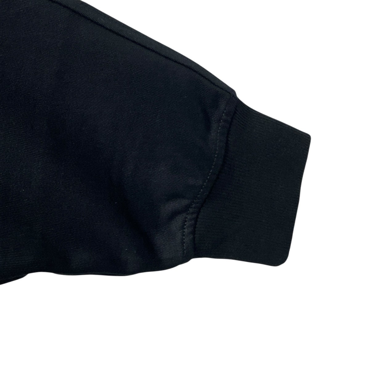 ESSENTIAL SWEATSHIRTSクルーネックスウェットNM5MR01J