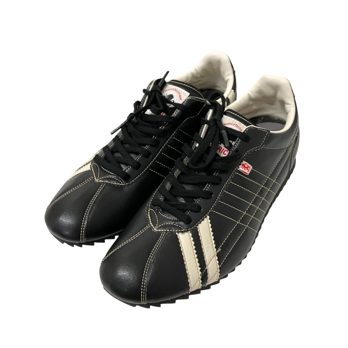 ローカットスニーカー26751