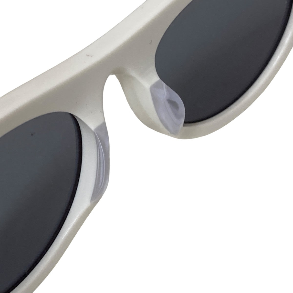 PRADA Sunglasses with The Iconic Metal Plaque Ardesia Cristoサングラスsprb15-f