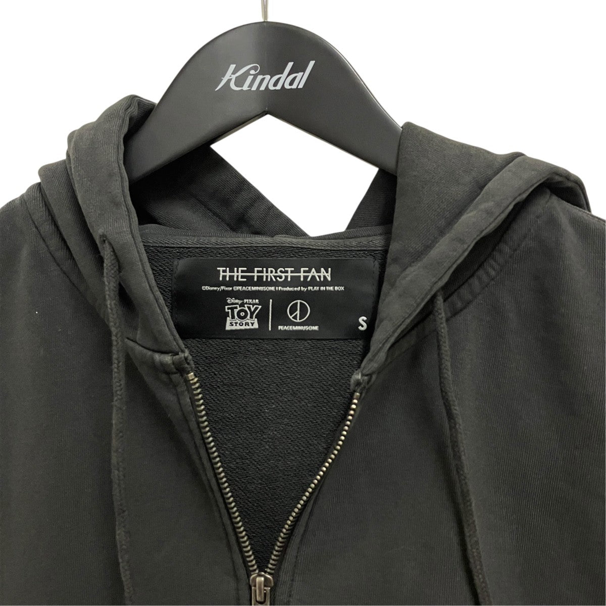 Peaceminusone×Toy Story The First Fan Hooded Jacket 03ジップ