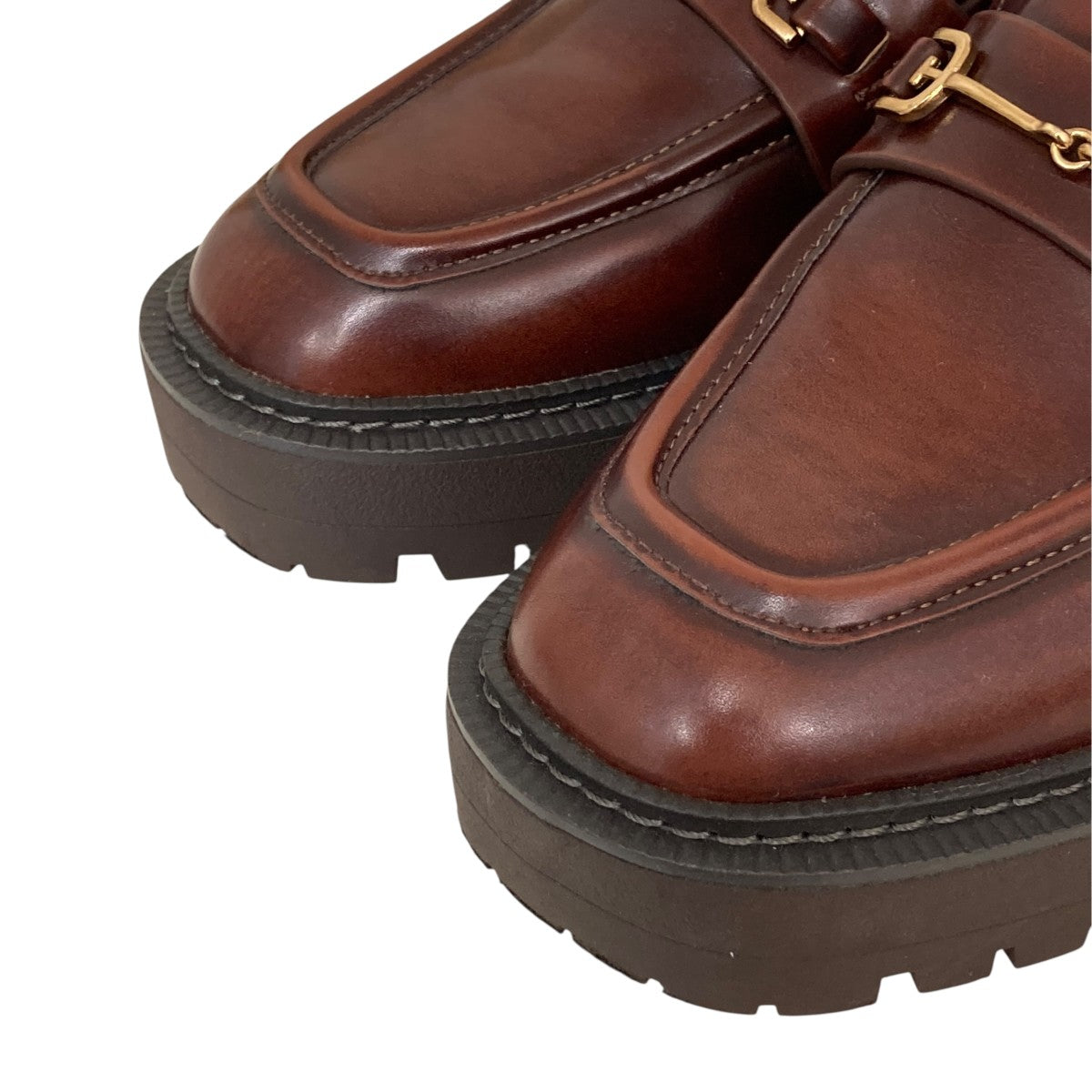Laurs Lug Sole LoaferローファーH8579L2002
