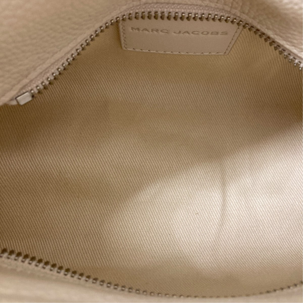 26AWスモール ベルテッド サックバッグ2F6HSH016H01-123