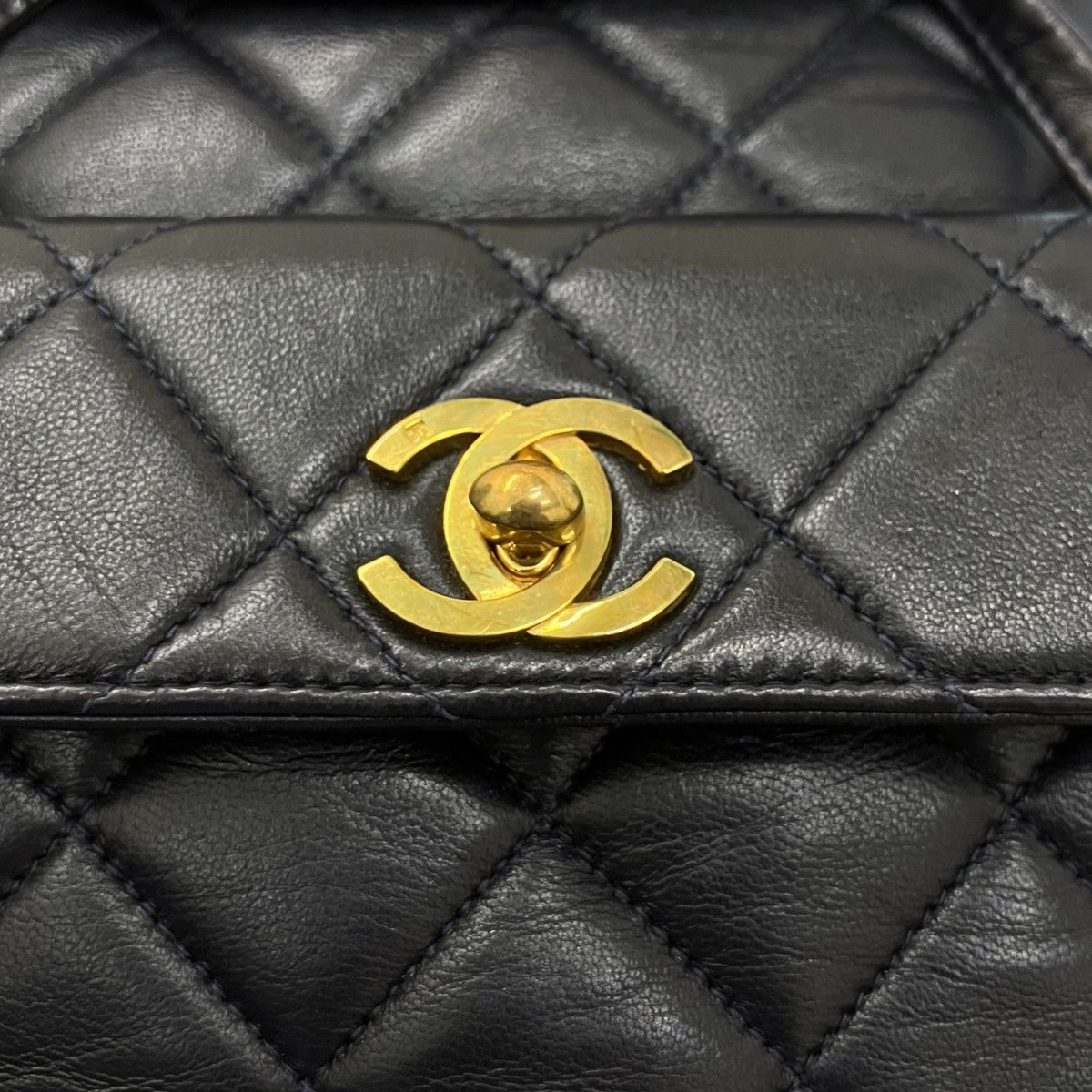 CHANEL マトラッセ ターンロック チェーンバックパックA04194 古着・中古-6枚目のアイテム画像