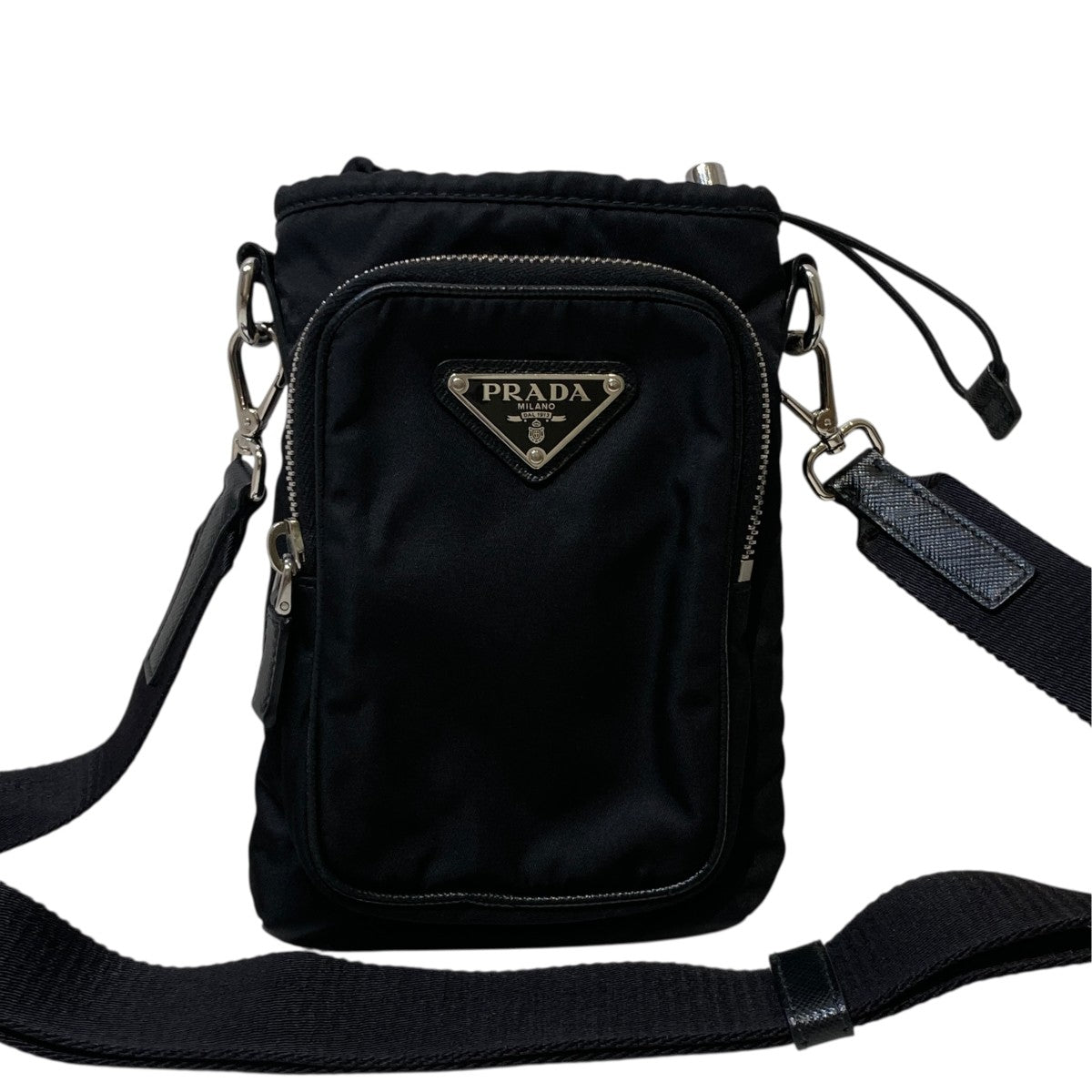 PRADA Re-Nylon スマートフォンケース2ZH155 古着・中古-1枚目のアイテム画像