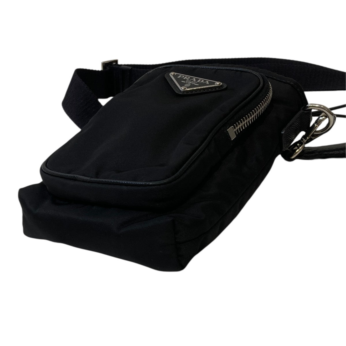 PRADA Re-Nylon スマートフォンケース2ZH155 古着・中古-4枚目のアイテム画像