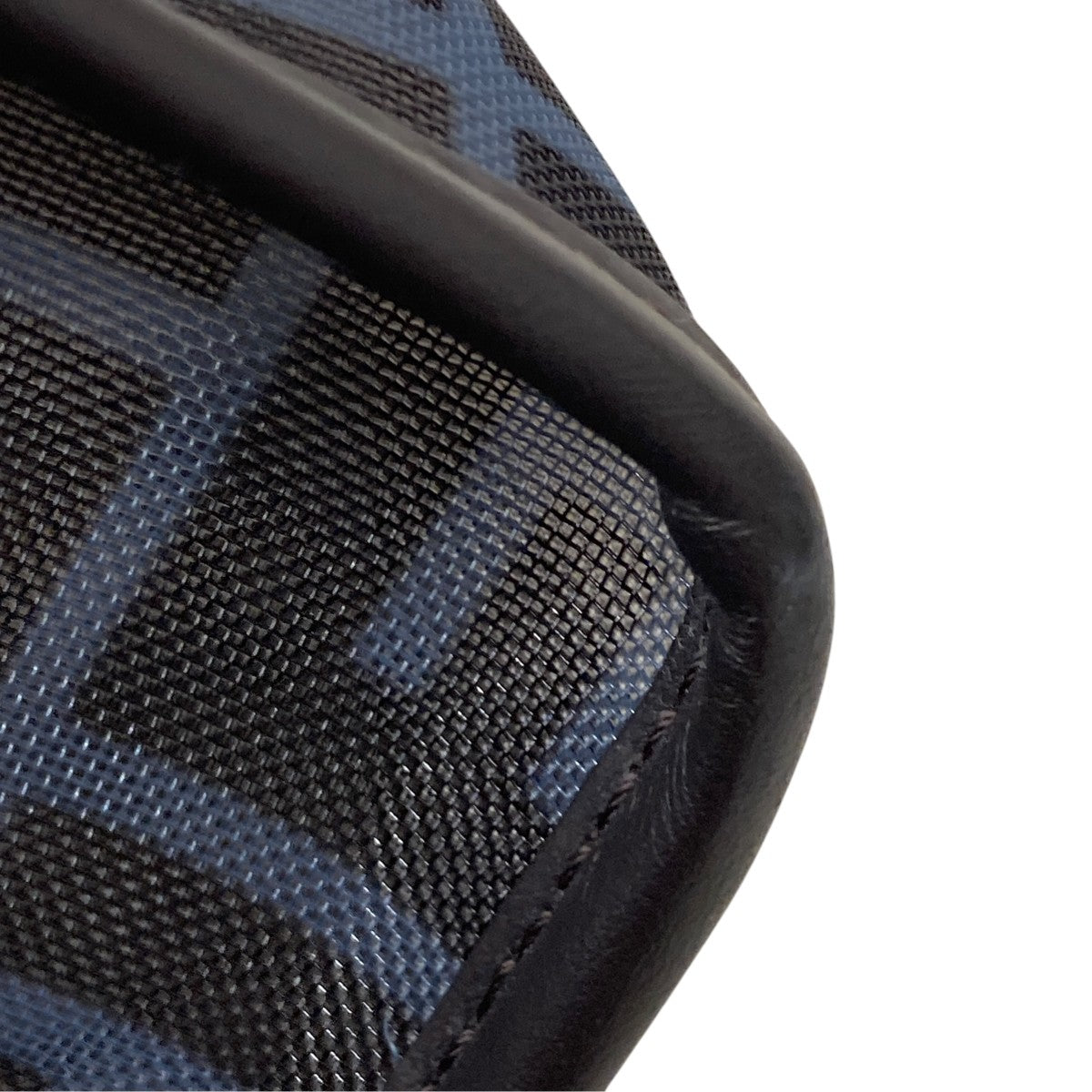 スモール ピーカブー ディフェンダー バッグカバークラッチバッグ7AR717