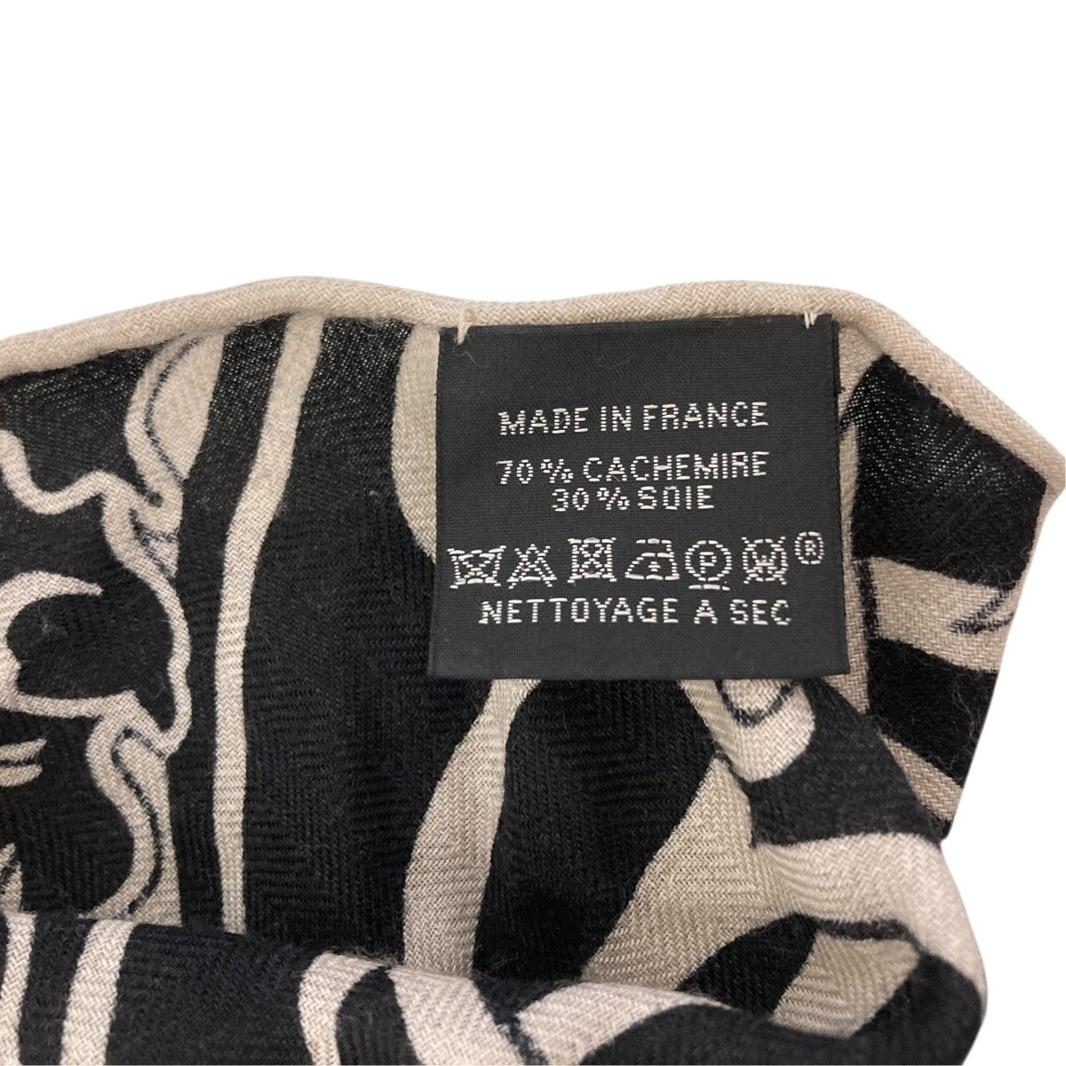 HERMES トライアングルジュアンスカーフ 古着・中古-3枚目のアイテム画像
