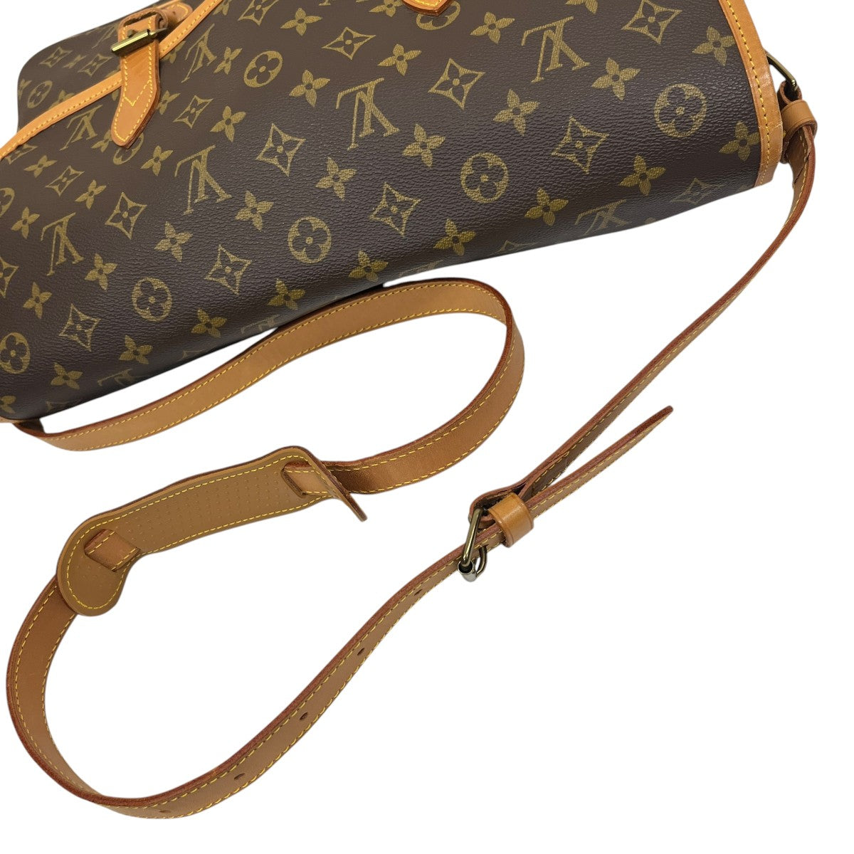 LOUIS VUITTON ジベシエールGMモノグラムショルダーバッグM42246 古着・中古-4枚目のアイテム画像