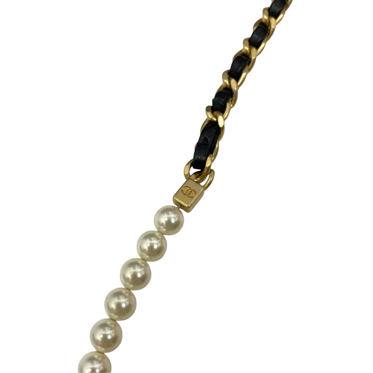 CHANEL パール マトラッセチェーンショルダーバッグ 古着・中古-8枚目のアイテム画像