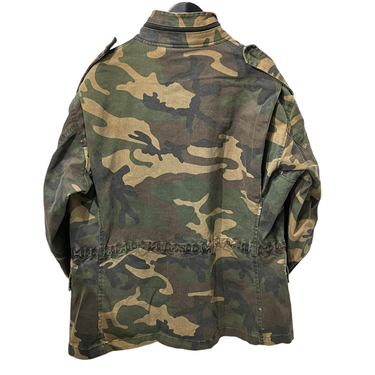 YEEZY SEASON4 ミリタリージャケットKW4U753 古着・中古-2枚目のアイテム画像