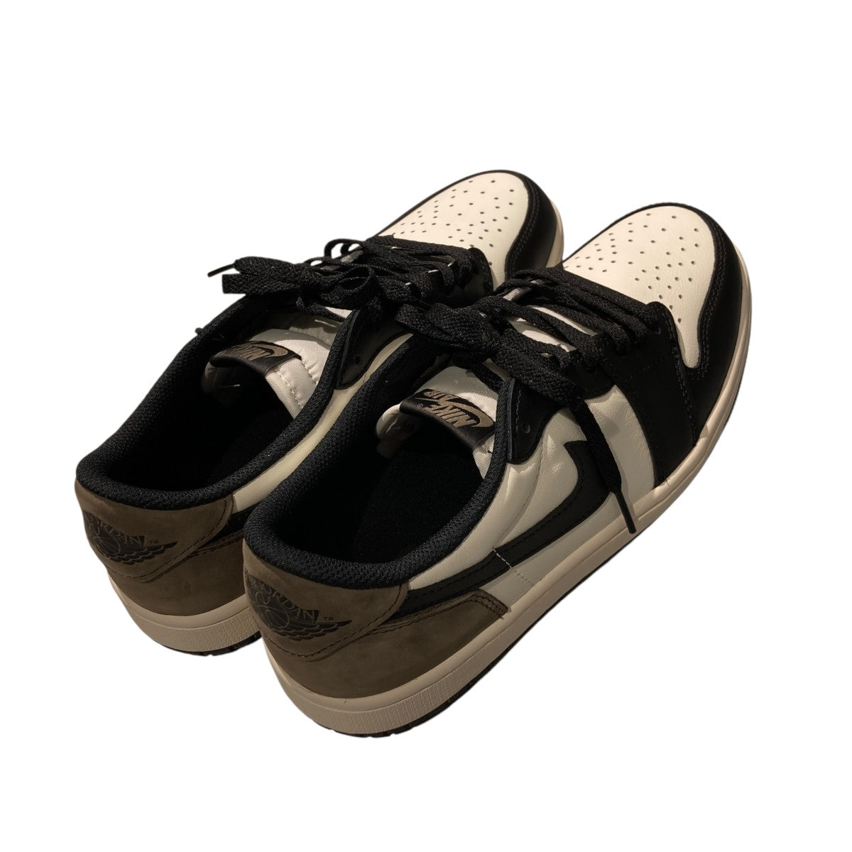 NIKE AIR JORDAN 1 RETRO LOW OGスニーカーCZ0790-102 古着・中古-2枚目のアイテム画像