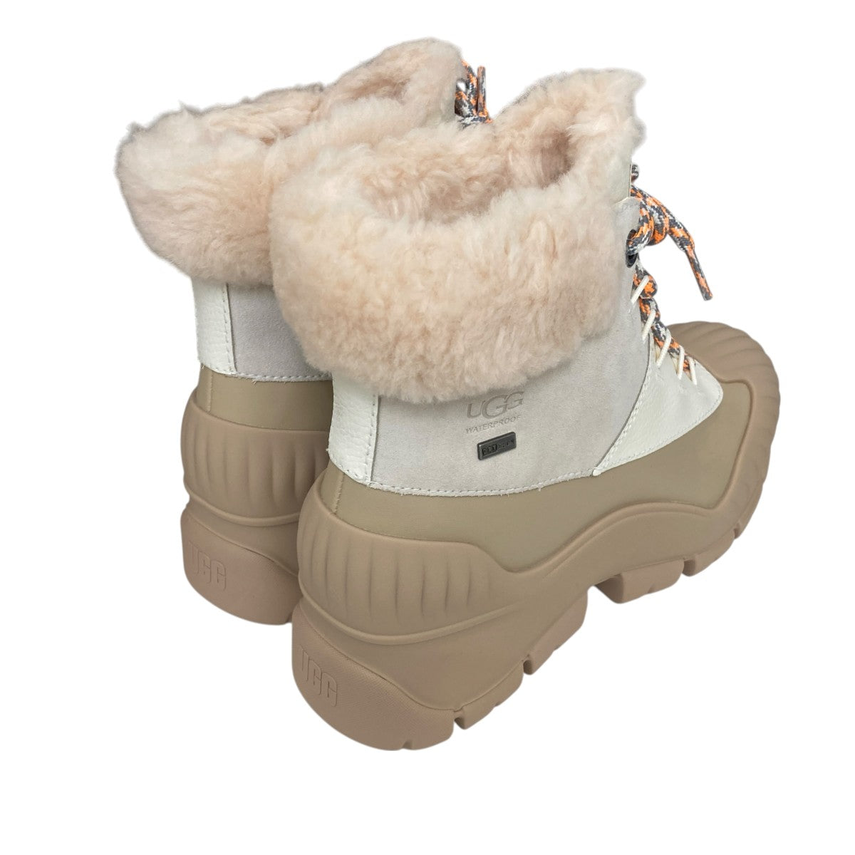 UGG W Adiroam Hikerブーツ1134330 古着・中古-2枚目のアイテム画像