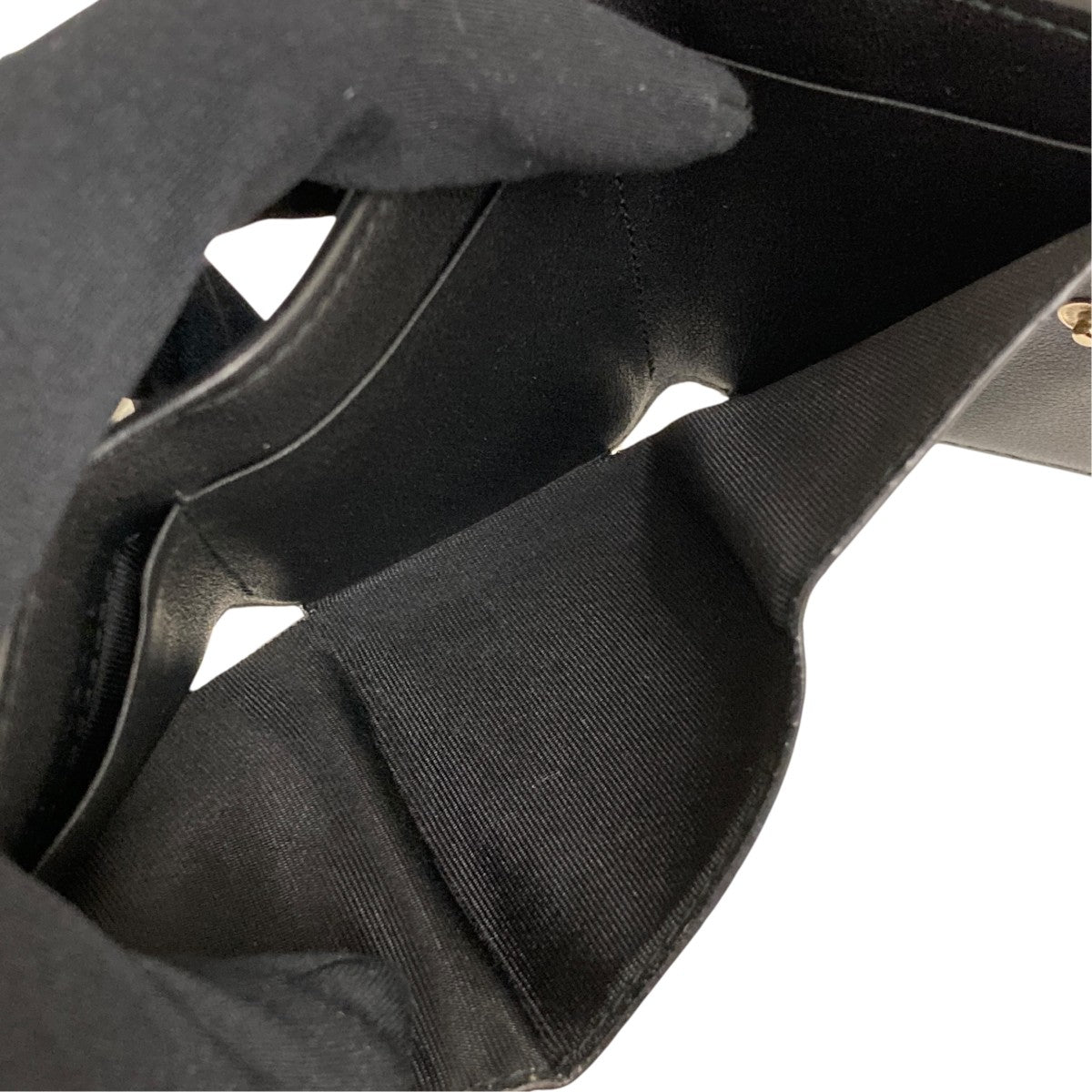 VALENTINO 3つ折り財布PGSP20KZ02 古着・中古-4枚目のアイテム画像