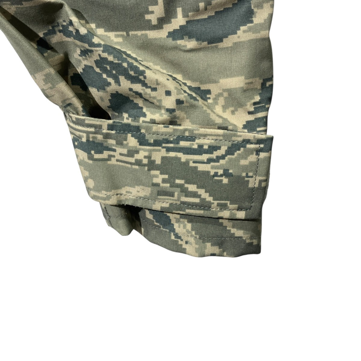 US ARMY CAMOUFLAGE PARKAミリタリージャケット8415-01-547-3473 古着・中古-4枚目のアイテム画像