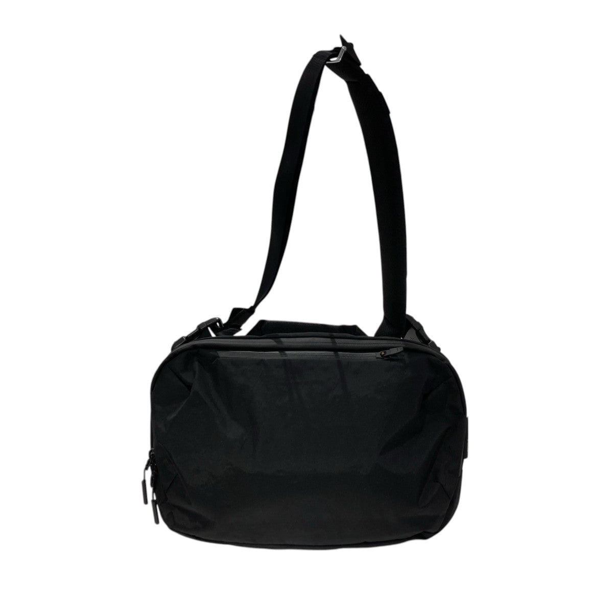 Aer Tech Sling 3 X-PacショルダーバッグAER09317 古着・中古-1枚目のアイテム画像
