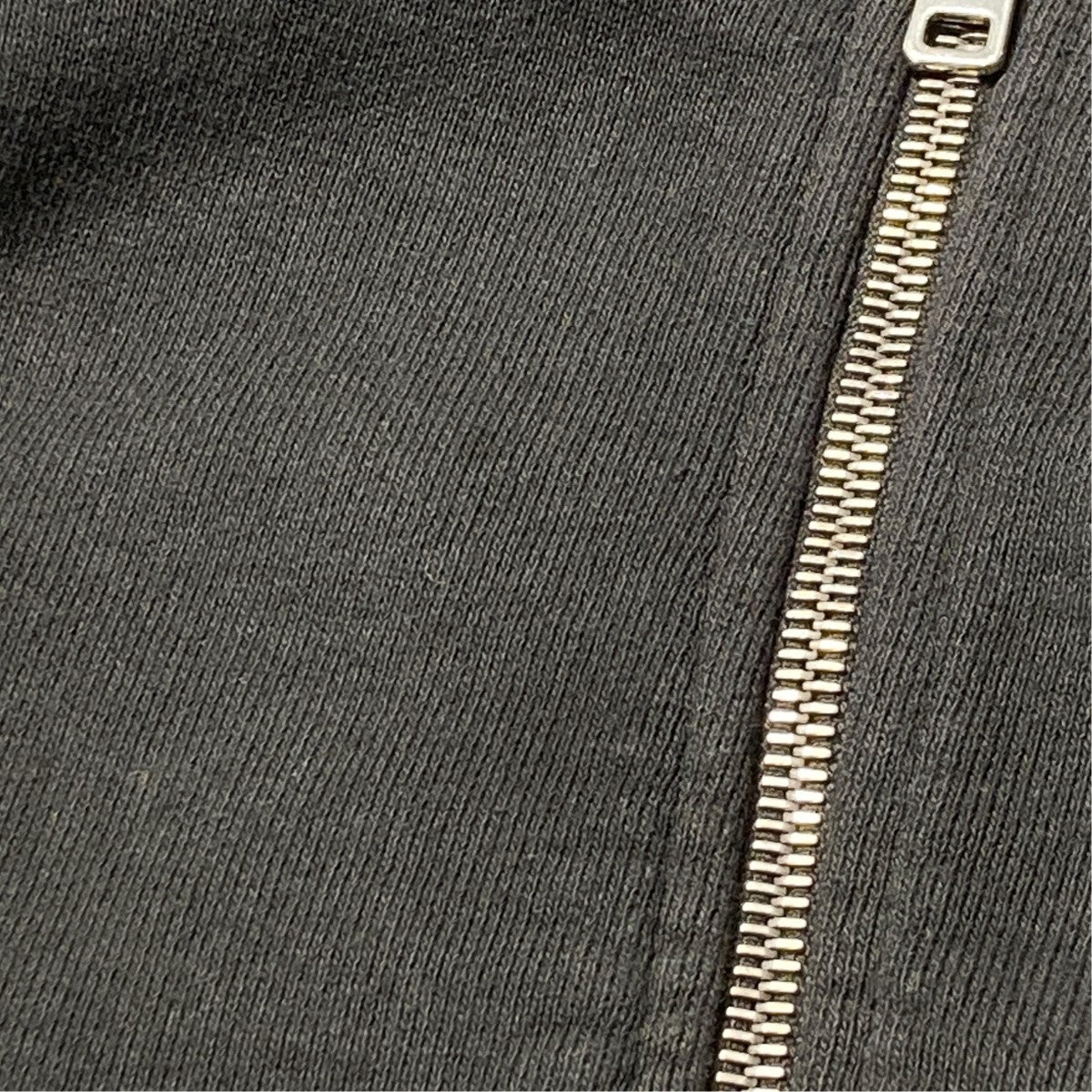 PRADA トライアングルクロップドジップアップパーカー138639 古着・中古-5枚目のアイテム画像