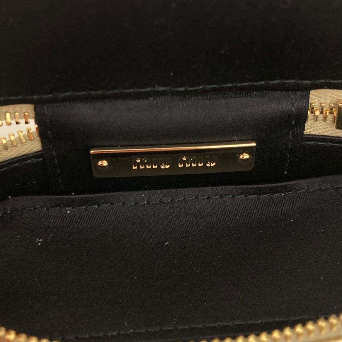 MIU MIU マテラッセ リップケースチャーム5TL518 古着・中古-5枚目のアイテム画像
