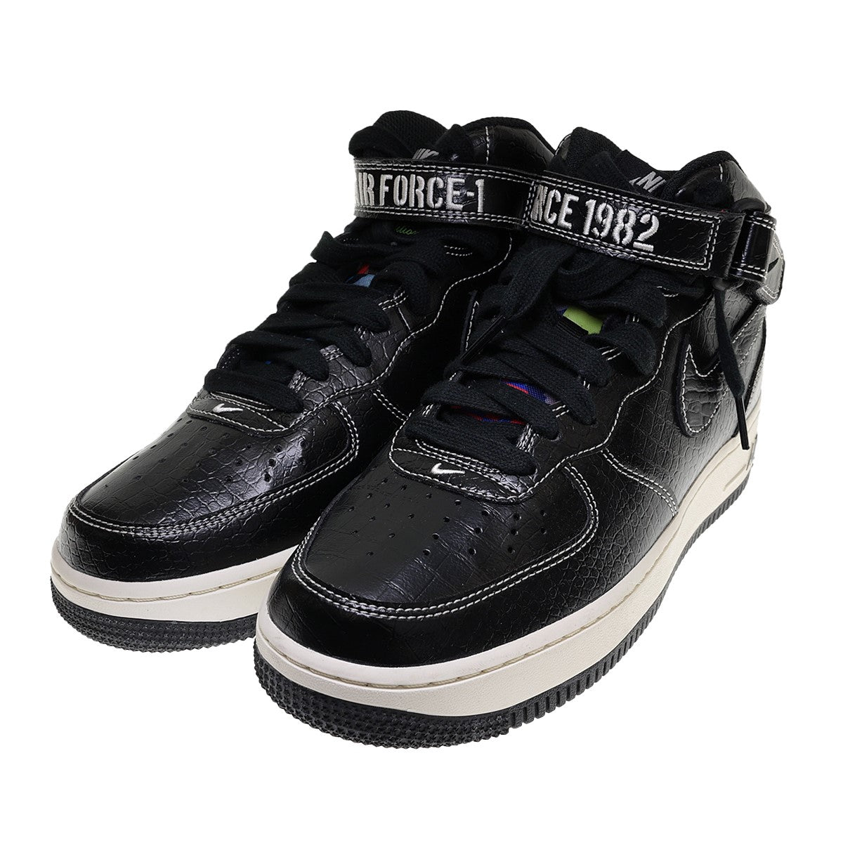 AIR FORCE 1 MID 07 LV8　エアフォース1　スニーカー　DV1029-010