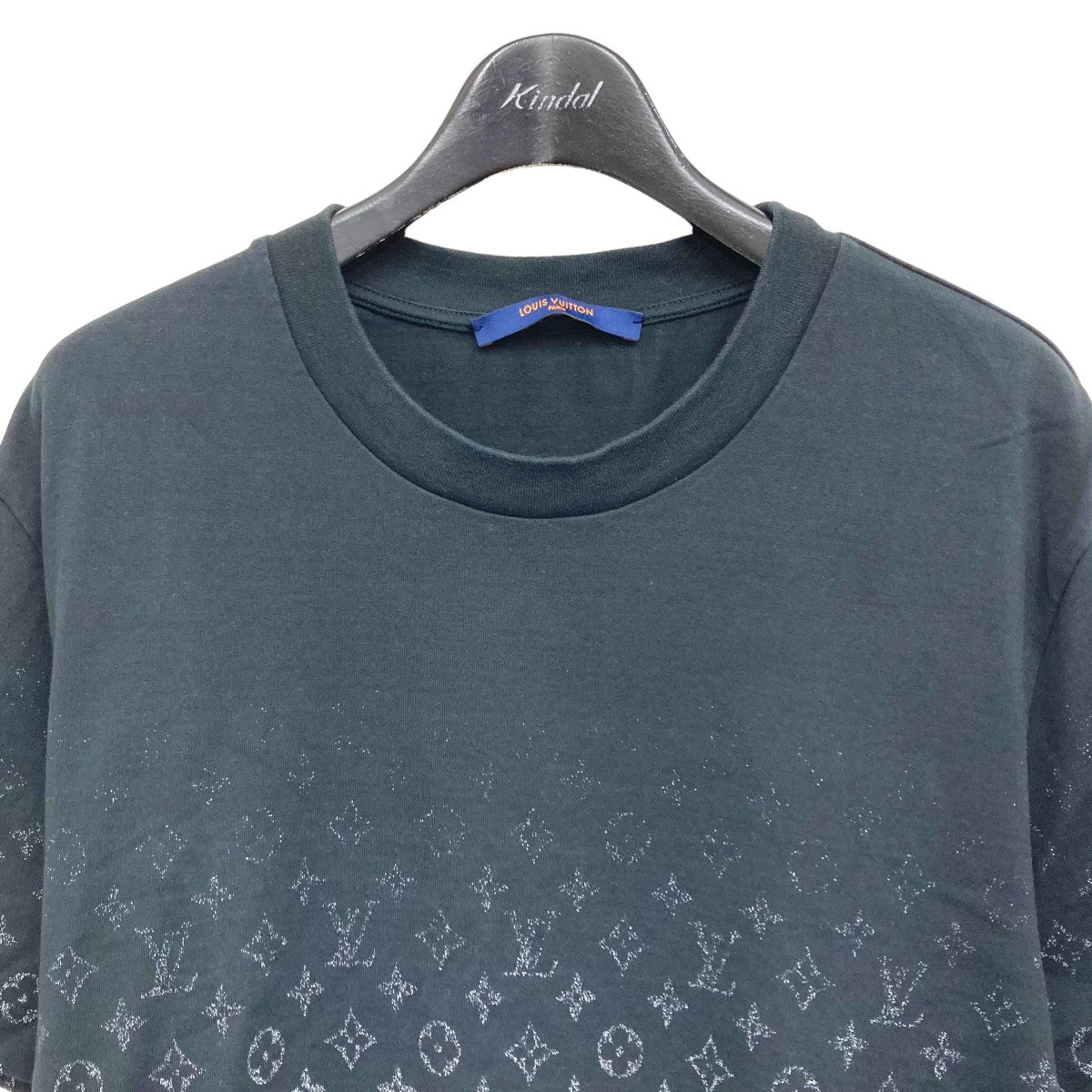 LOUIS VUITTON(ルイヴィトン) モノグラムグラディエントTシャツ RM221Q ブラック サイズ XL｜【公式】カインドオルオンライン  ブランド古着・中古通販【kindal】