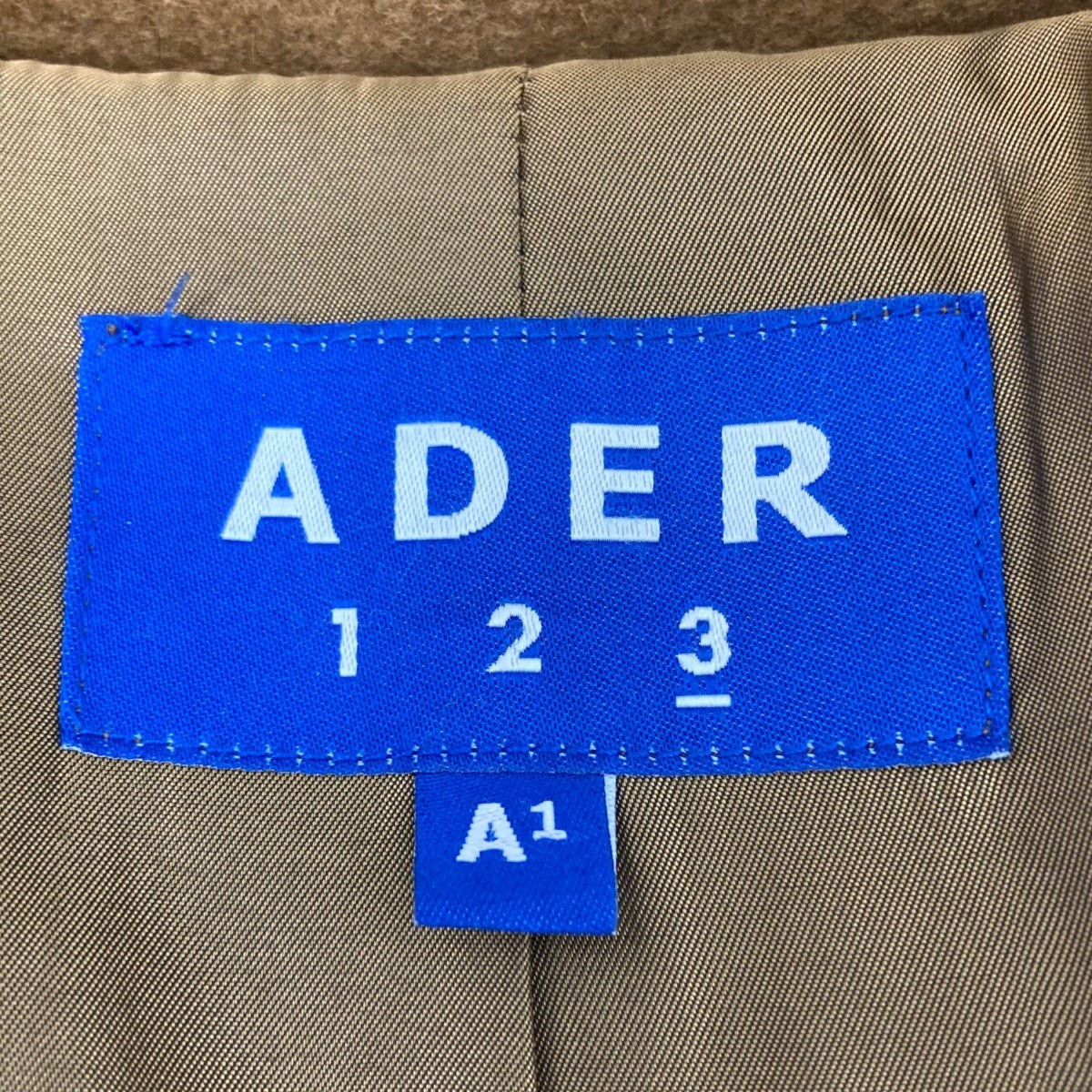 ADER error(アーダーエラー) カラーブロックコート 19AFWCT04BR1 ブラウン×マルチカラー サイズ A1｜【公式】カインドオルオンライン  ブランド古着・中古通販【kindal】