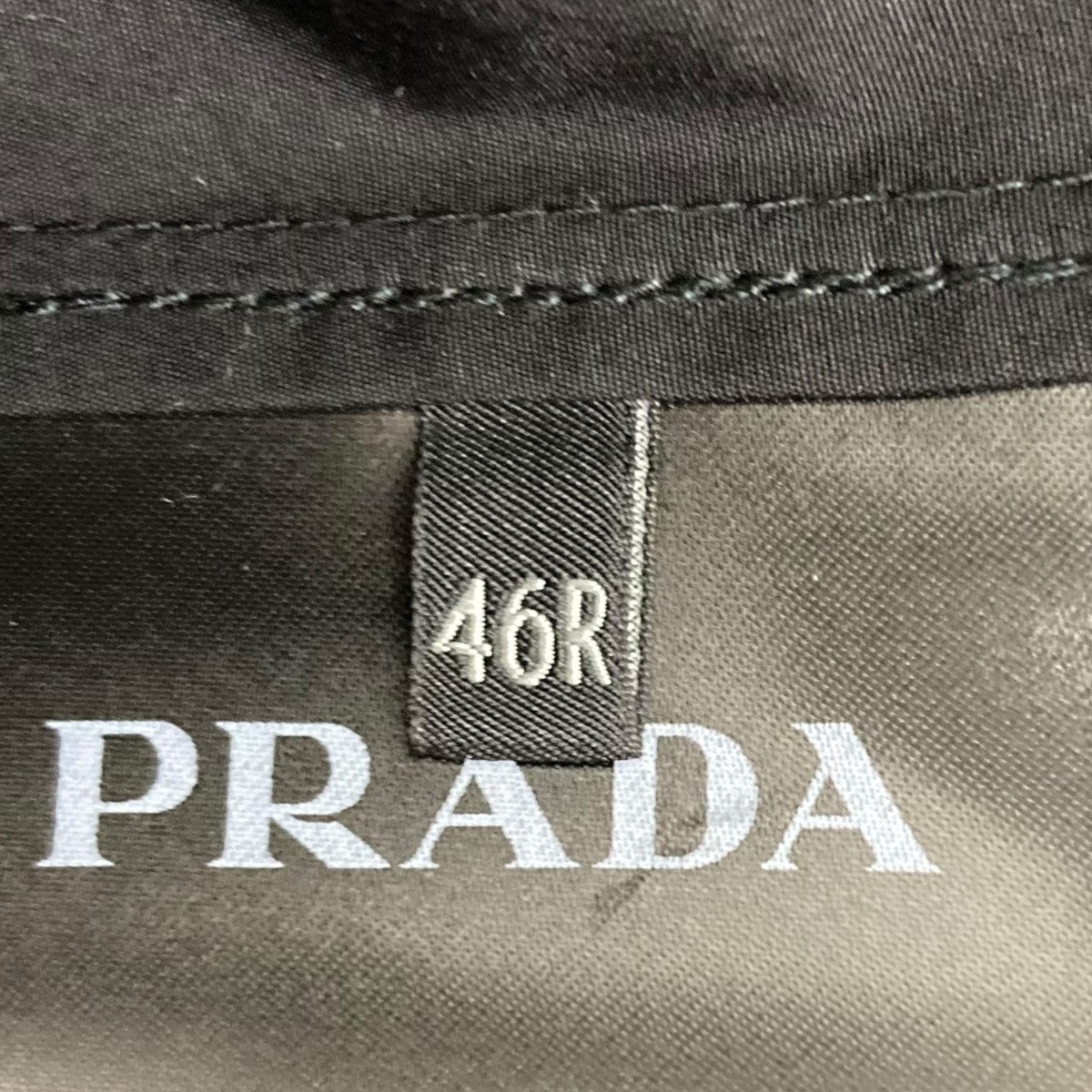 PRADA★エンブロイダリー シングルブレスト カシゴラ ジャケット ☆送料関税込☆PRADA ロゴプレート シングルブレスト ジャケット
