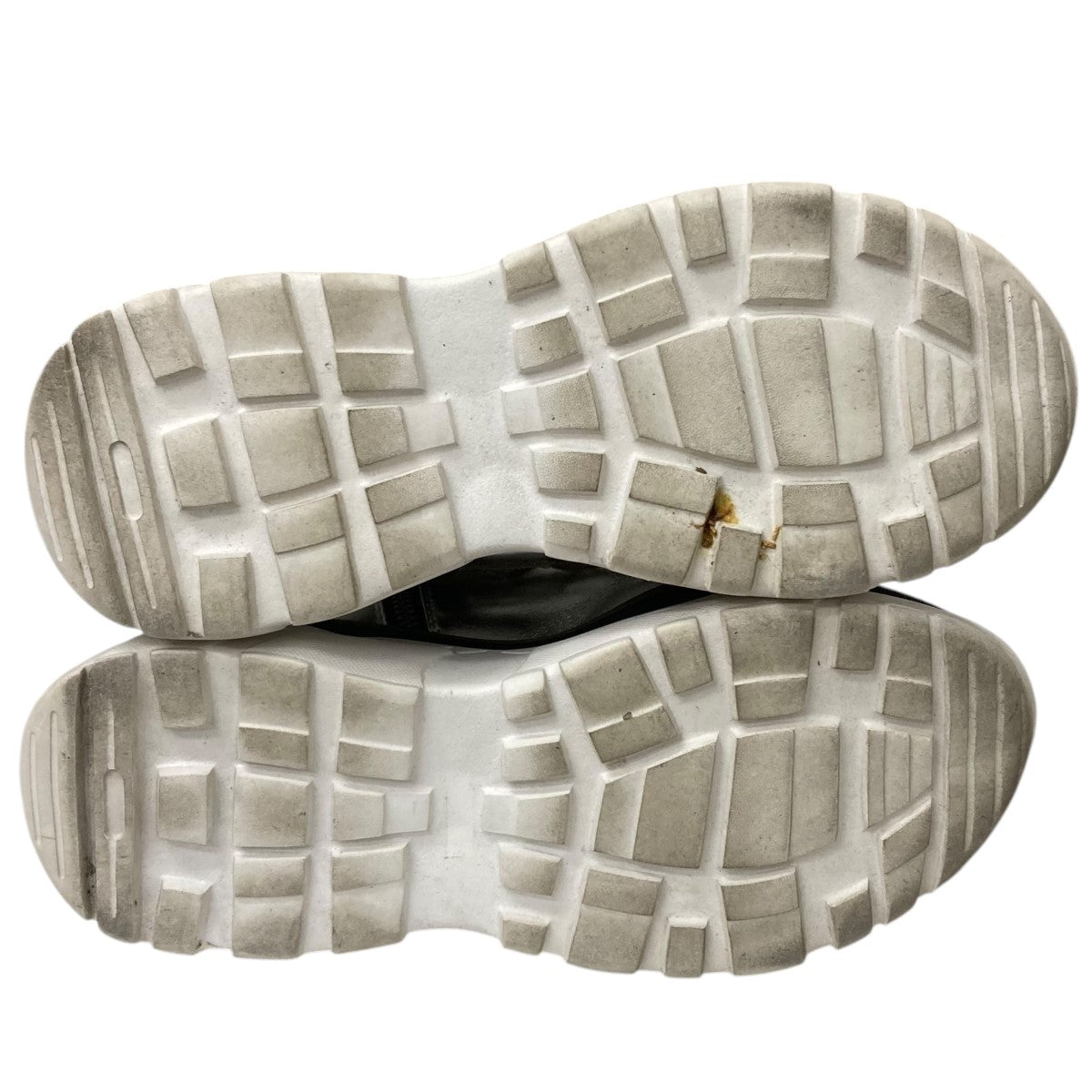 ハイカットスニーカー