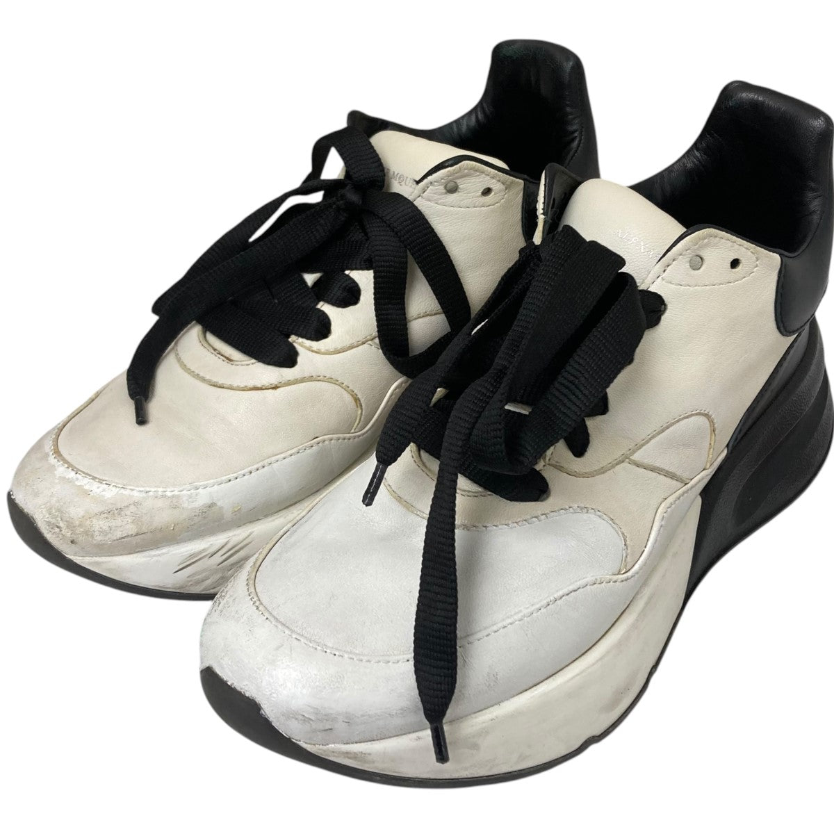 ロートップスニーカー