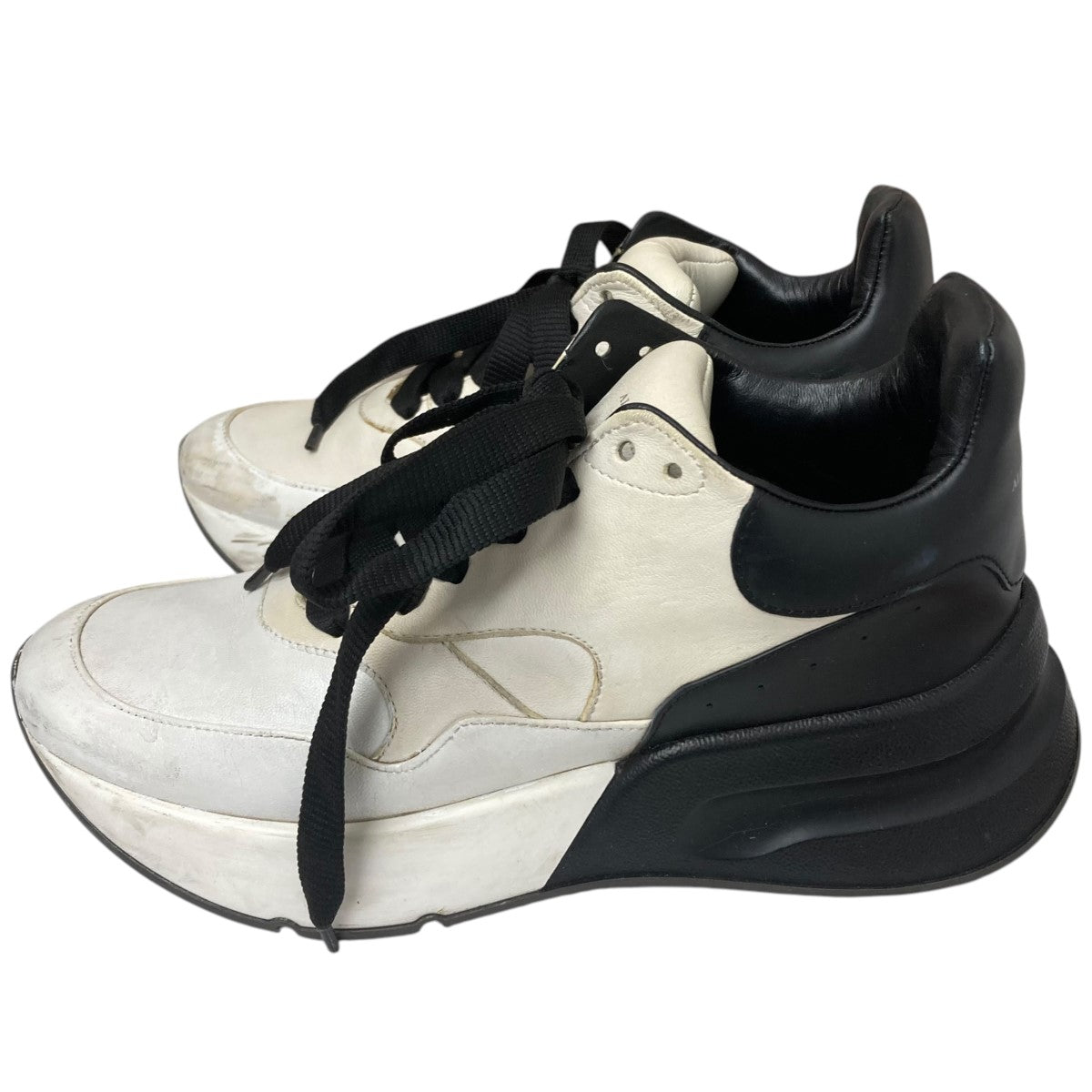 ロートップスニーカー