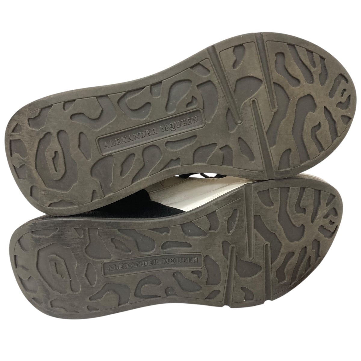 ロートップスニーカー