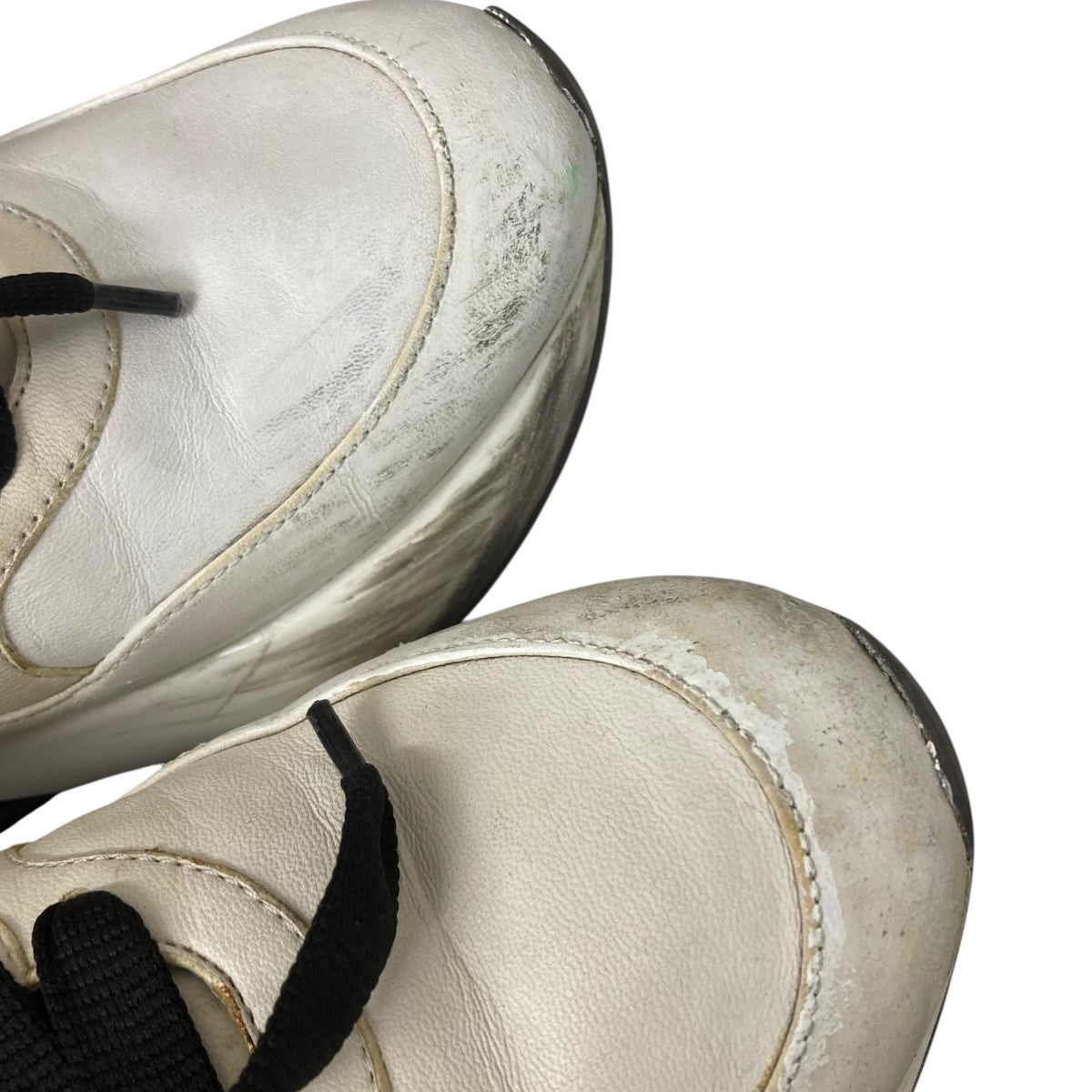 ロートップスニーカー