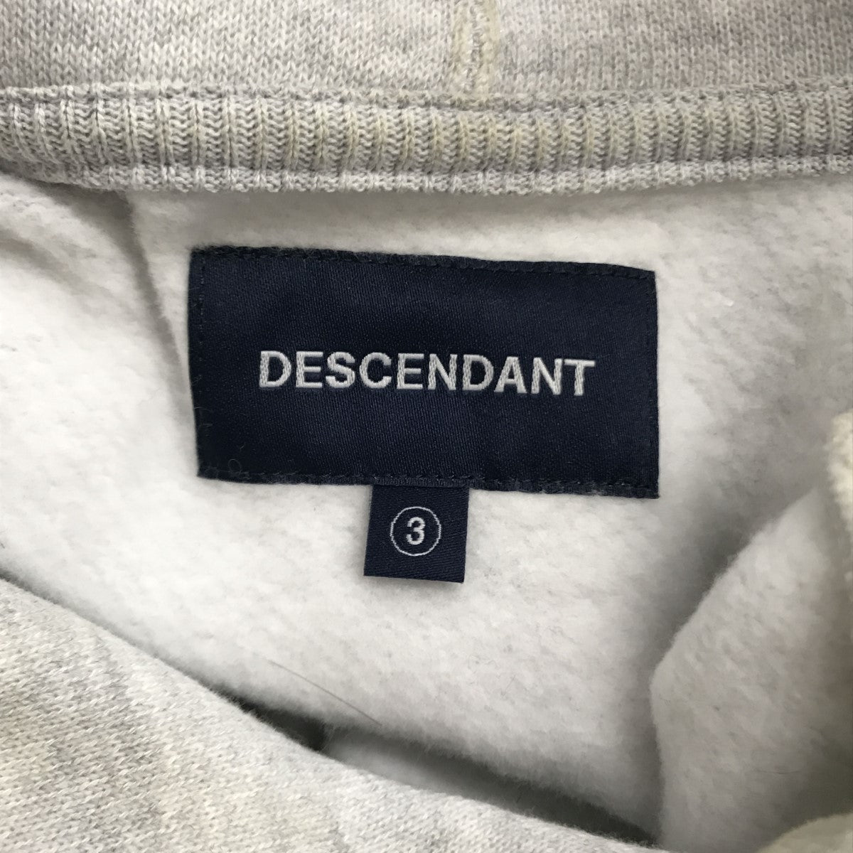 DESCENDANT(ディセンダント) プルオーバーパーカー ライトグレー