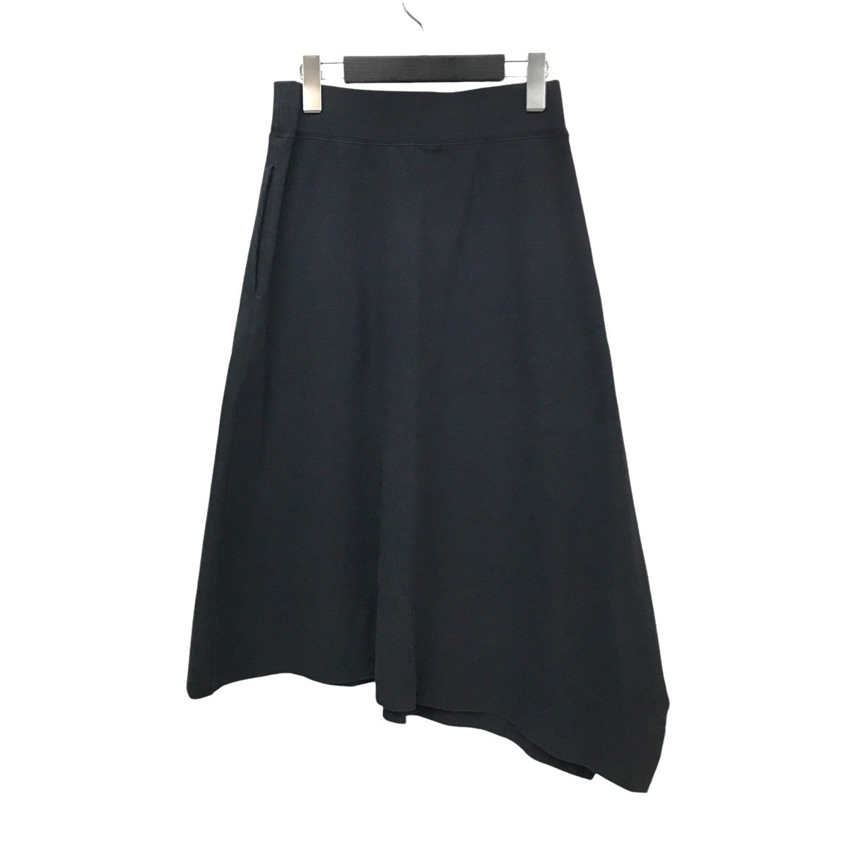 ハイクのアシメフレアスカート 182-12187です。 HYKE 古着・中古 ボトムス アイテム