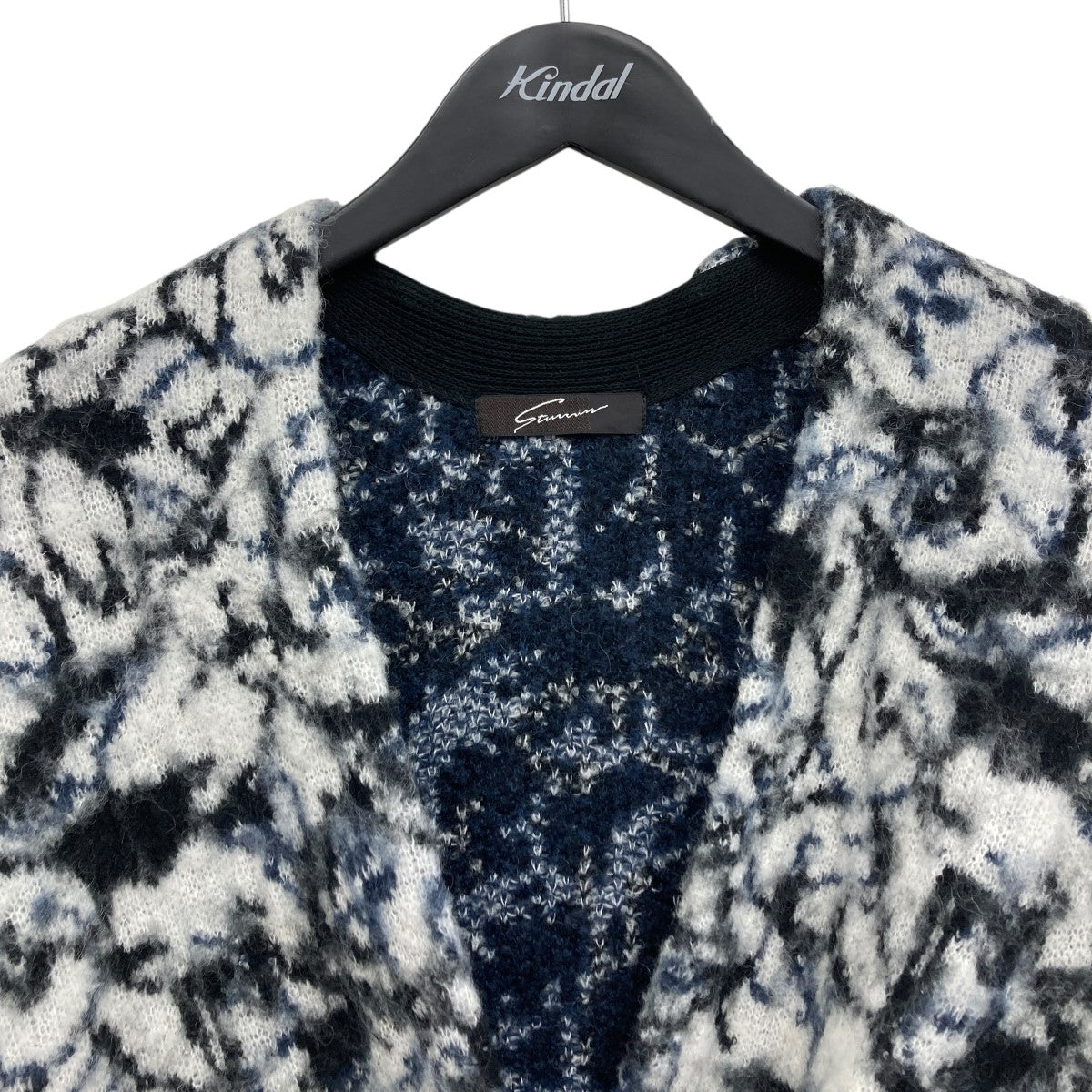 ニットカーディガン