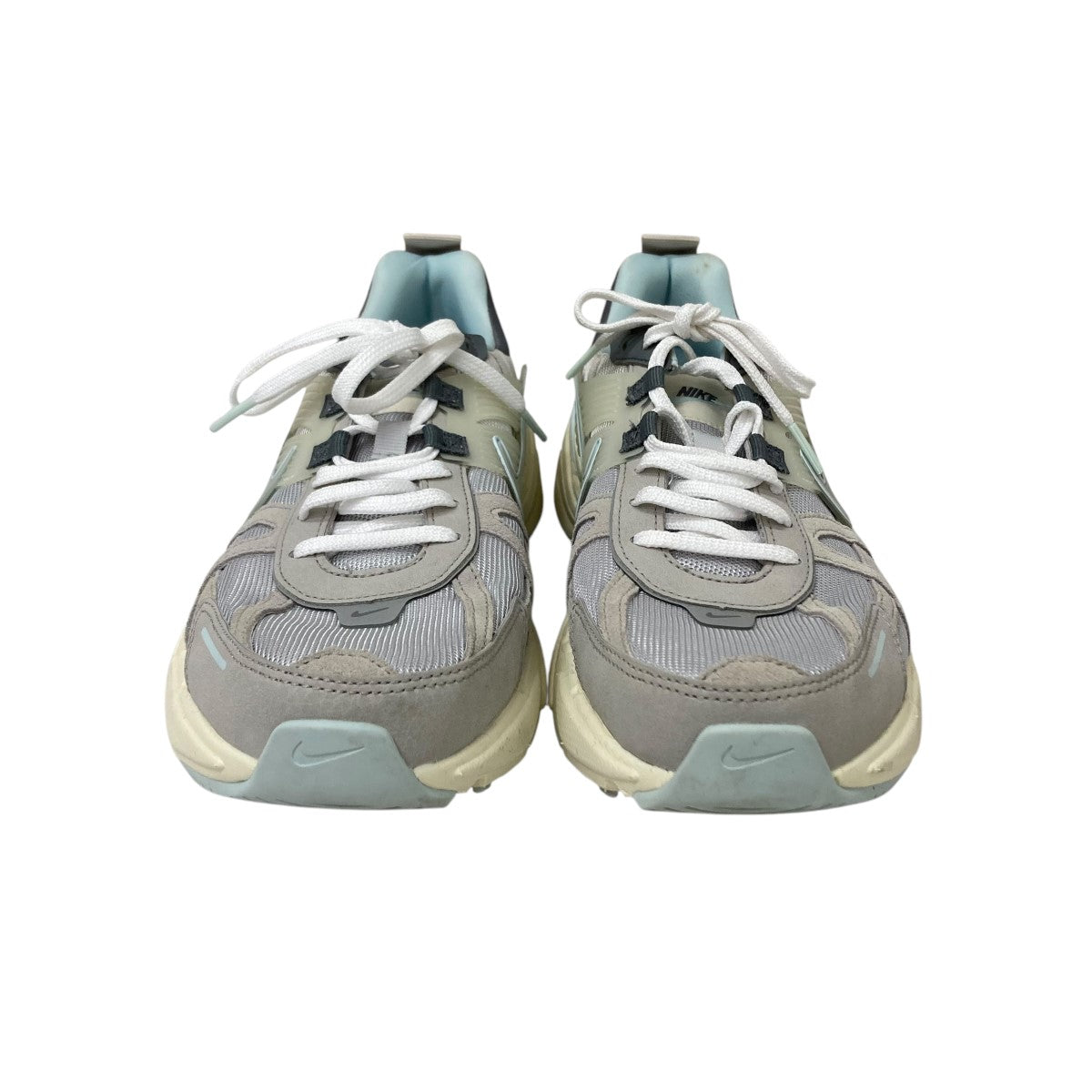 NIKE(ナイキ) WMNS V2K RUN スニーカー FZ3596-072 グレー NIKE(ナイキ) WMNS V2K RUN スニーカー FZ3596-072 グレー