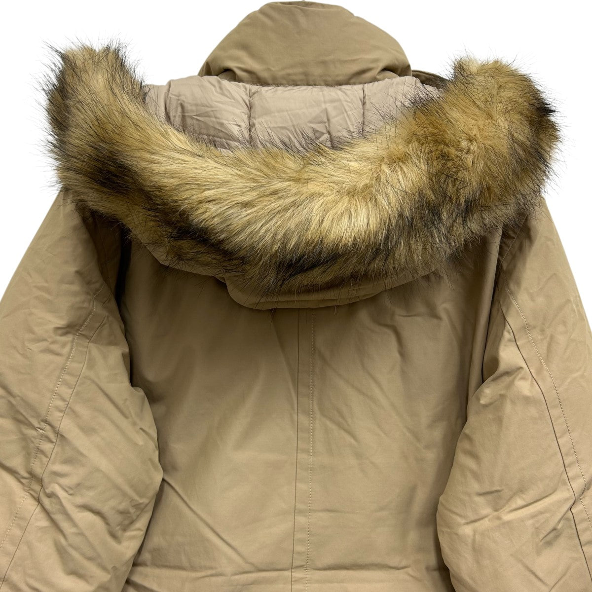 THE NORTH FACE(ザノースフェイス) ダウンジャケット ベージュ