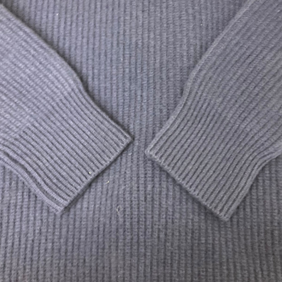 MARNI(マルニ) 24AWエンブロイダリーロゴニットGCMG0420A0