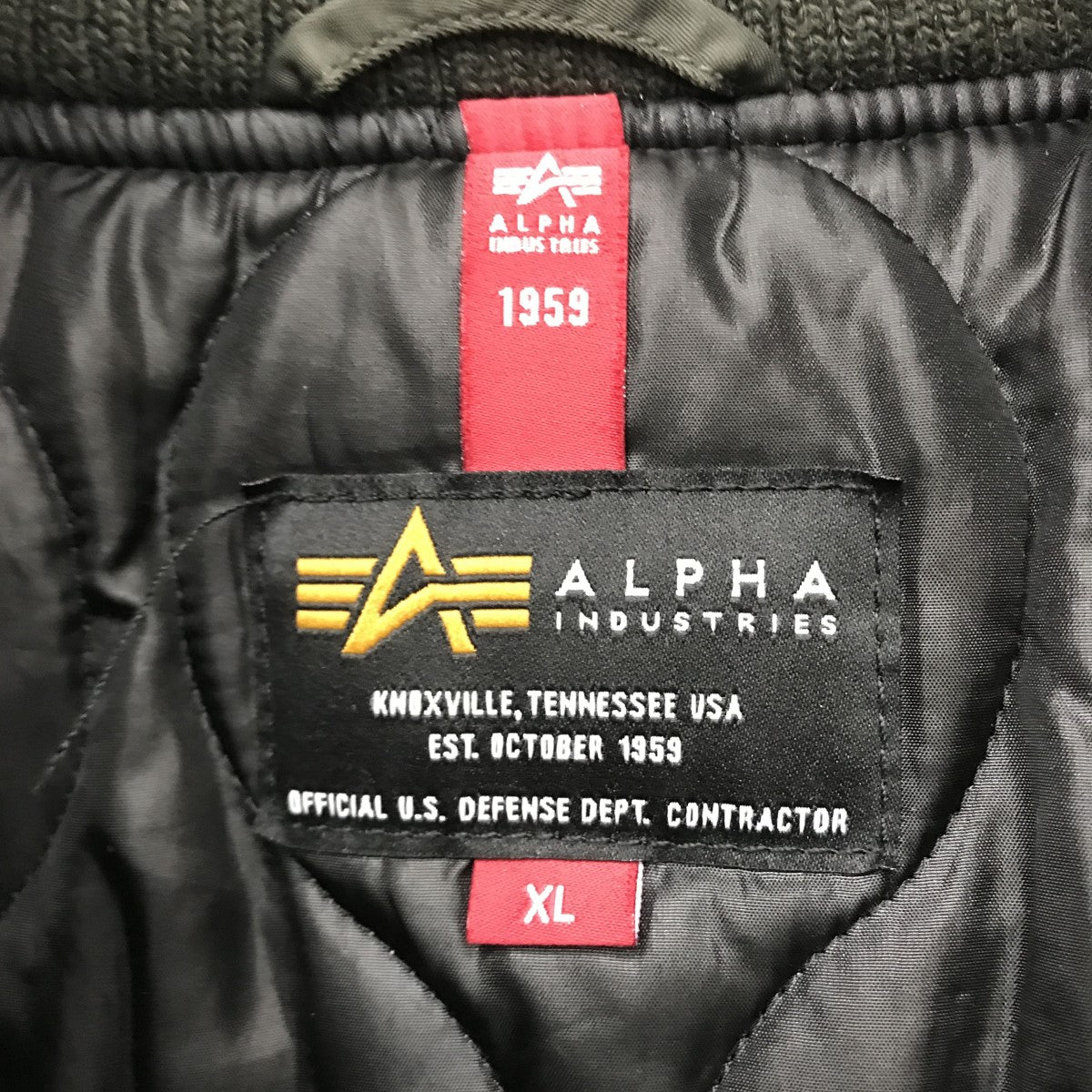 ボンバージャケット