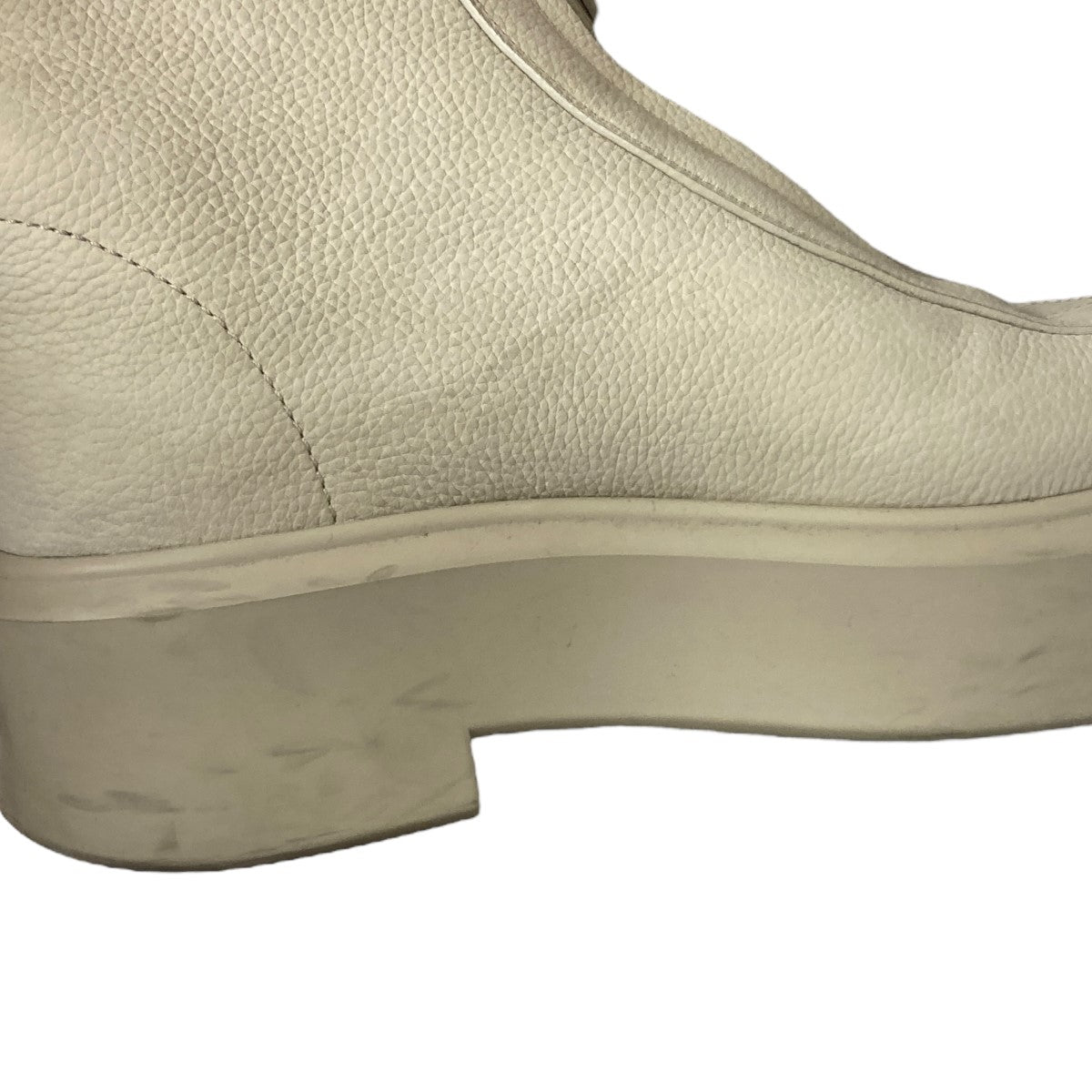 【cocoa】THE ROW アイボリー フラットシューズ 37 THE ROW(ザロウ) ブーツ アイボリー サイズ 37｜【公式