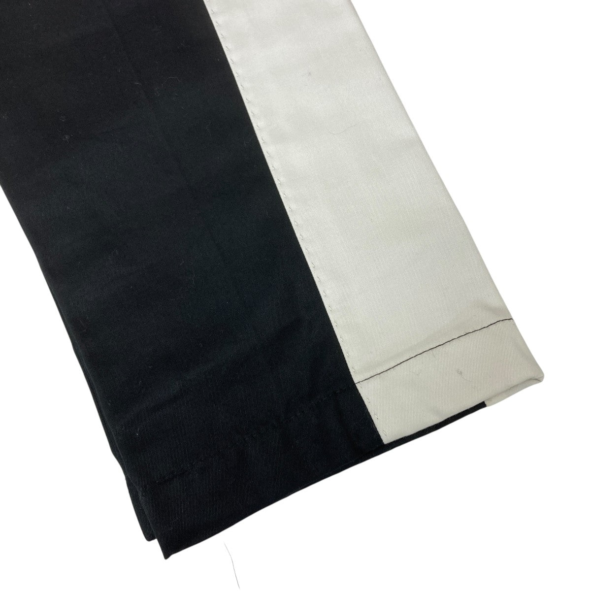 ALEXANDER McQUEEN(アレキサンダーマックイーン) サイドラインパンツ