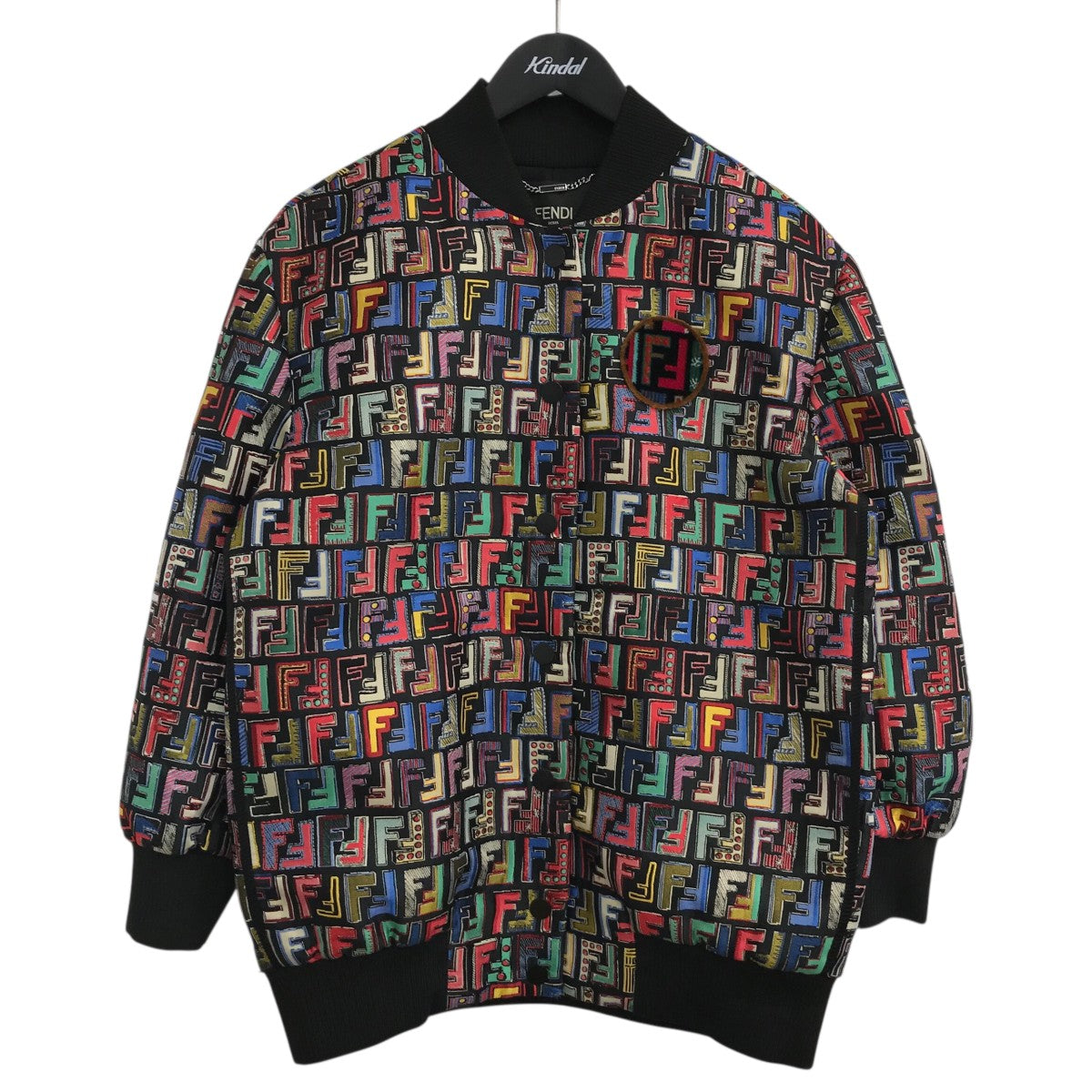 FENDI ブルゾンFJ6821 A1EA 古着・中古-1枚目のアイテム画像
